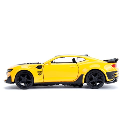 Transformers The Last Knight Bumblebe Chevy Camaro 1:32 Scale Die-Cast Metal Vehicle