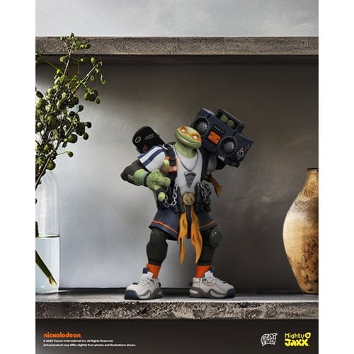 Teenage Mutant Ninja Turtles x ClogTwo Urban Combat Michelangelo Statue