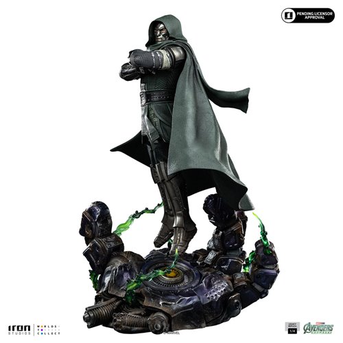 Avengers: Doomsday Doctor Doom Legacy Replica 1:4 Limited Edition Statue