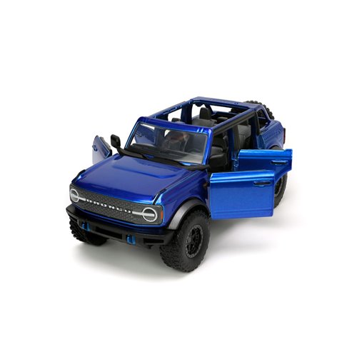 Just Trucks 2021 Ford Bronco Candy Blue 1:24 Scale Die-Cast Metal Vehicle with Tire Rack