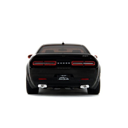 Pink Slips Wave 1 2015 Dodge Challenger SRT Hellcat Redeye Widebody 1:18 Scale Die-Cast Metal Vehicl