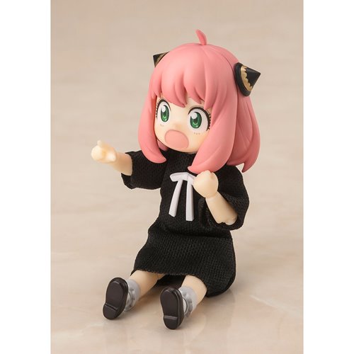 Spy x Family Anya Forger Dress Version S.H.Figuarts Action Figure