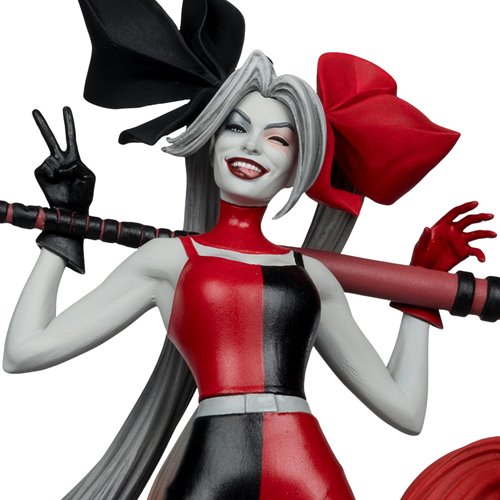 DC Direct Harley Quinn by Alex Garner Harley Quinn: Red, White, and Black 1:10 Scale Resin Statue