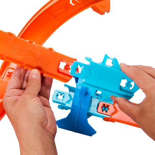 Hot Wheels Track Creator Boosted Jump Speedway Track Set
