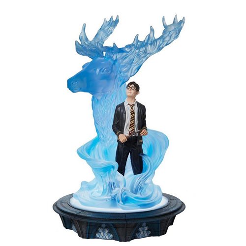 Wizarding World of Harry Potter Harry and Light Up Patronus Statue