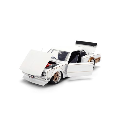 JDM Tuners 1971 Nissan Skyline 2000GT-R 1:24 Scale Die-Cast Metal Vehicle