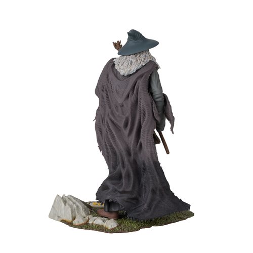 Movie Maniacs WB 100 Wave 2 The Lord of the Rings Gandalf the Grey Limited Edition 6-Inch Scale Pose