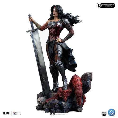 Absolute Wonder Woman DC Comics 1:10 Art Scale Limited Edition Statue