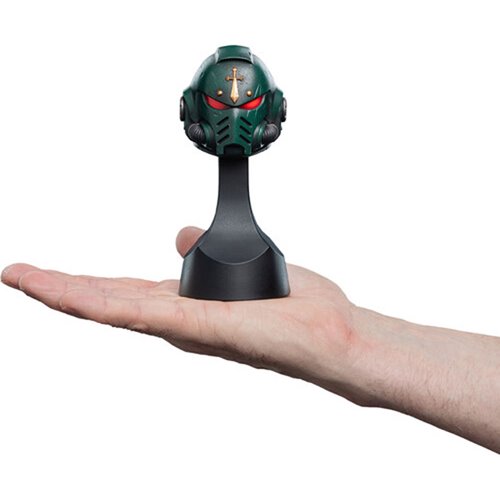 Warhammer 40,000 Dark Angels Helm Miniature Helmet Statue