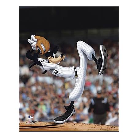 MLB Sport Fans New York Yankees Mickey Mouse Donald Duck Goofy