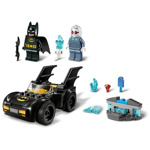 LEGO 76301 Batman & Batmobile vs. Mr. Freeze