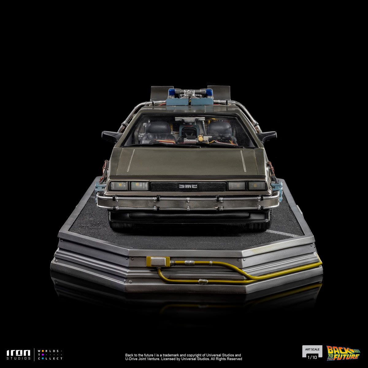 Back to the Future Part II DeLorean (Full Deluxe Version including Marty  McFly and Doc Brown) 1:10 Scale Statues – Back to the Future™