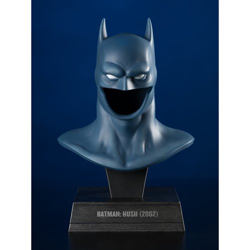 DC Direct Prop Replica Wave 2 1:3 Scale Cowl Case of 6