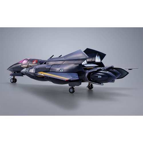 Macross 7 VF-17S Nightmare Stealth Valkyrie Gamlin Kizaki Use DX Chogokin Action Figure