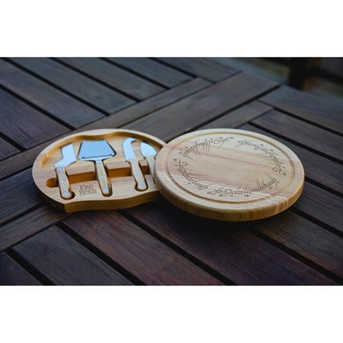 Lord of the Rings Circo Cheese Cutting Board and Tools Set