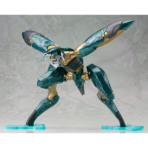 Metal Gear Solid 4: Guns of the Patriots Metal Gear Ray 1:100 Scale Model Kit