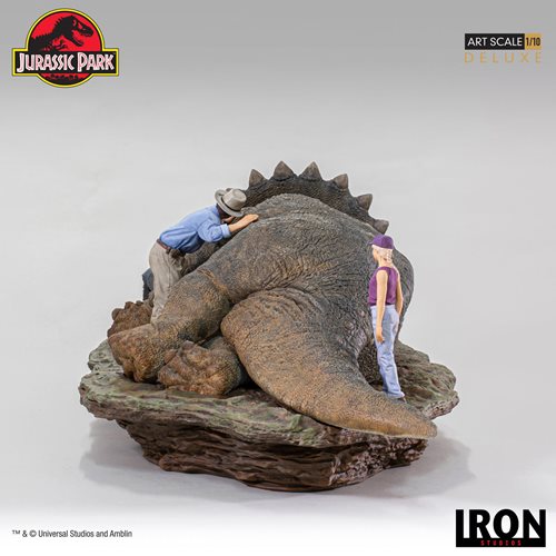 Jurassic Park Triceratops Deluxe Art 1:10 Scale Statue