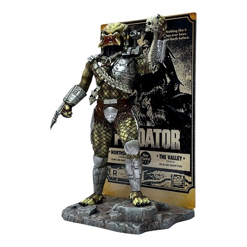 Predator 9-Inch Deluxe Vinyl Statue
