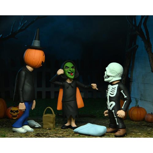 Halloween 3: Season of the Witch Toony Terrors Trick or Treaters 6-Inch Scale Action Figure 3-Pack