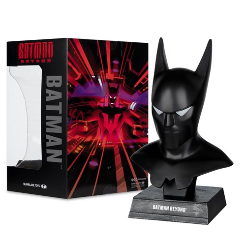 DC Direct Prop Replica Wave 6 Batman Batman Beyond 1:3 Scale Cowl