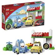 LEGO DUPLO Cars 5818 Cars 2 Luigi’s Italian Place