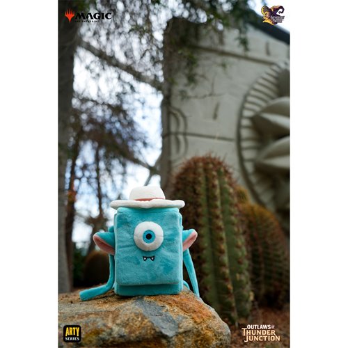 Magic The Gathering Fblthp Outlaws of Thunder Junction Edition Arty Card Storage Box Plush - Preview