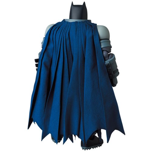 Batman: The Dark Knight Returns Armored Batman MAFEX Action Figure