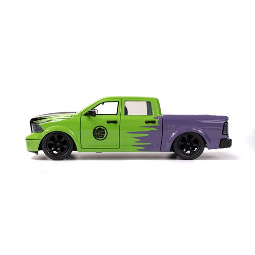Hollywood Rides Marvel Avengers 2014 Ram 1500 1:24 Scale Die-Cast Metal Vehicle with Hulk Figure