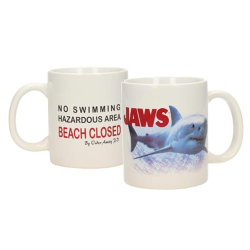 Jaws Beach Closed Ceramic Mug
