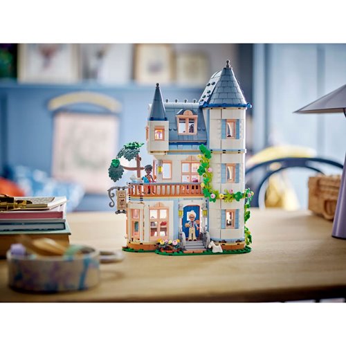 LEGO Friends 42638 Castle Bed and Breakfast