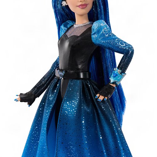 Descendants: Wicked Wonderland Chloe Wonderland Deluxe Doll