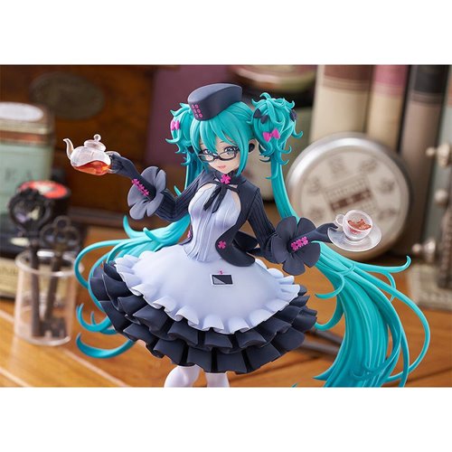 Vocaloid Hatsune Miku Glasses x Cafe Version Pop Up Parade Statue