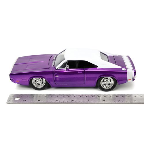 Bigtime Muscle 1970 Dodge Charger R/T Candy Purple 1:24 Scale Die-Cast Metal Vehicle