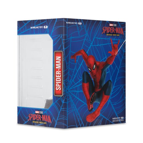 Marvel Studios Wave 1 Spider-Man: Brand New Day Spider-Man 1:10 Scale Posed Figure with Scene