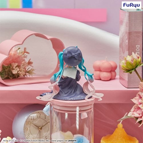 Vocaloid Hatsune Miku Love Sailor Noodle Stopper Statue