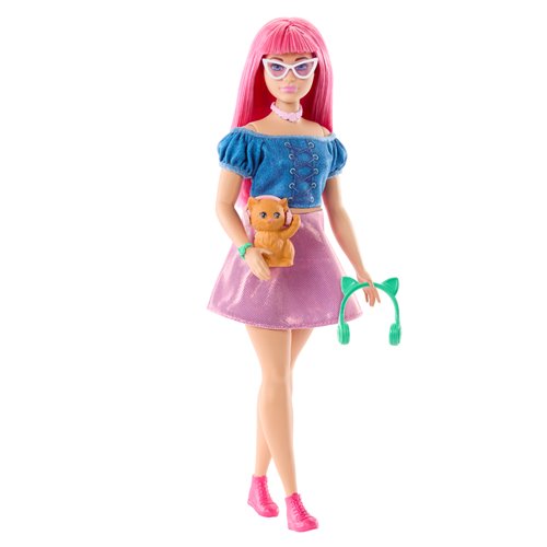Barbie Mysteries: Beach Detectives Daisy Doll