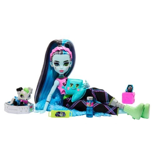 Monster High Frankie Creepover Doll
