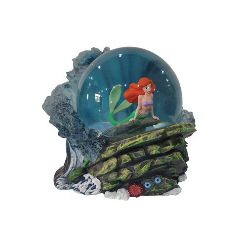 Disney Showcase The Little Mermaid Ariel Snow Globe