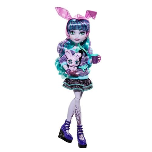 Monster High Twyla Creepover Doll