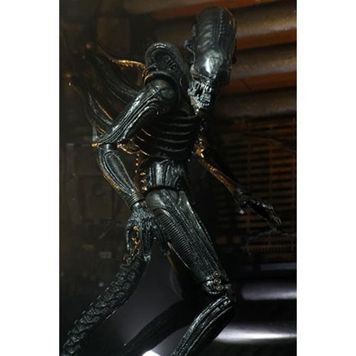 Alien Ultimate 40th Anniversary Big Chap 7-Inch Action Figure