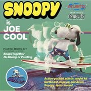 Peanuts Snoopy Joe Cool Surfing Motorized Model Kit
