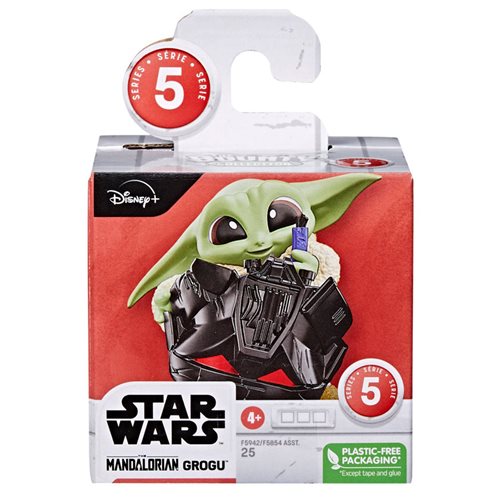 SW The Bounty Collection Grogu Figure in Helmet, Not Mint