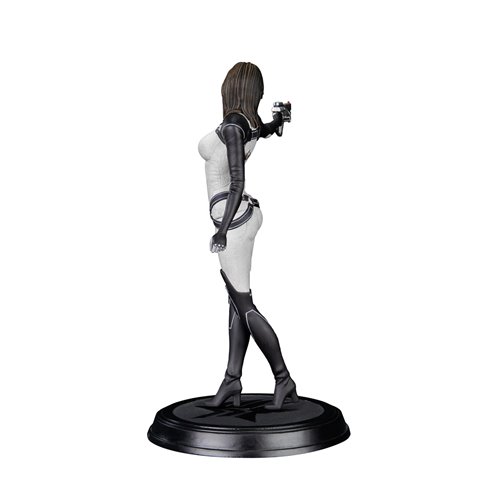 Mass Effect Miranda Lawson Statue